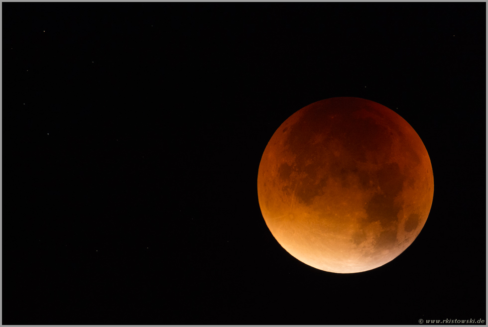 am 28.09.2015, 04:18 Uhr, kurz vor der totalen Mondfinsternis... Blutmond *Vollmond, Supermond*