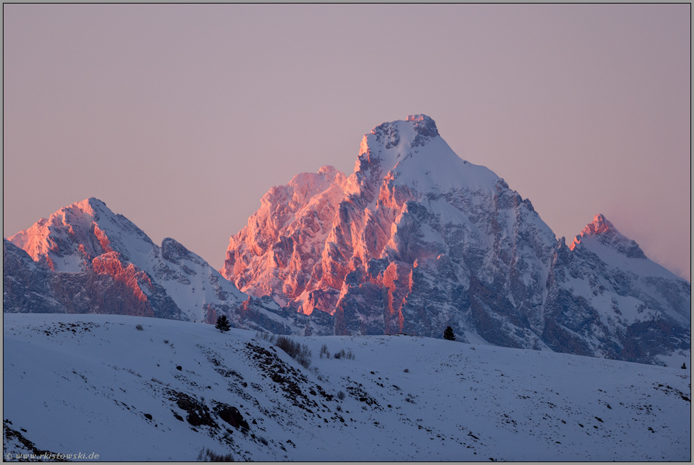 im Abendrot... Grand Teton *Wyoming*, Rocky Mountains in Schnee und Eis, USA